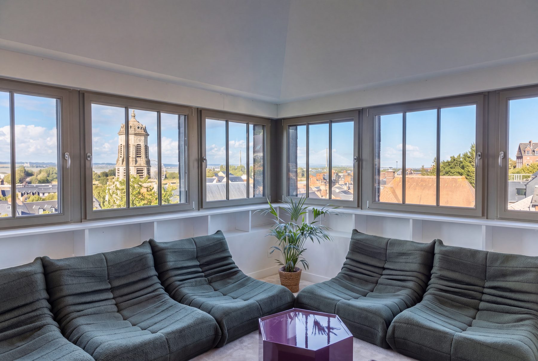 The second-floor study and its view over Honfleur